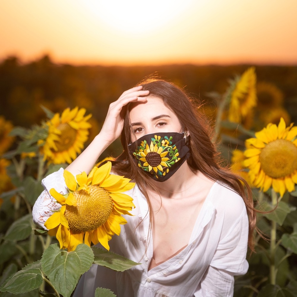 Sunflower Face Mask Embroidered Floral Girasol - Picture 4 of 5
